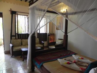 Langi Langi Beach Bungalows - 49