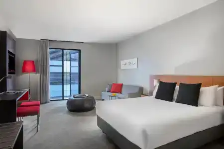 Mantra Hindmarsh Square - 2