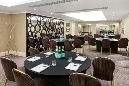 Radisson Blu Edwardian Grafton, London - 9