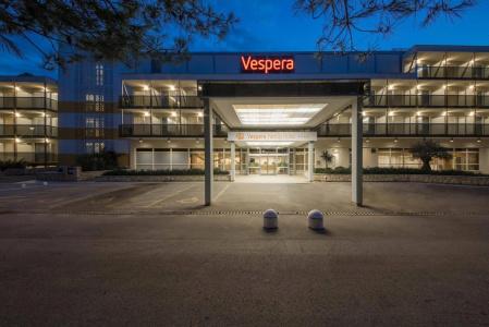 Family Vespera - 0