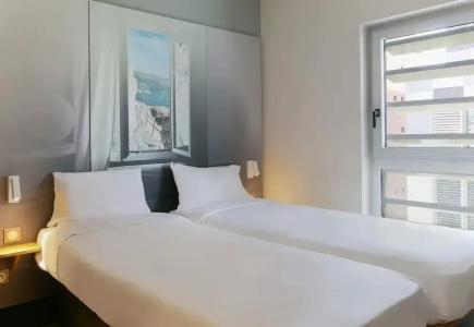 b&b hôTel Marseille Euromed - 30