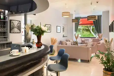 Best Western Plus Hôtel Brice Garden Nice - 1