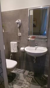 Relais Du Postillon - 28