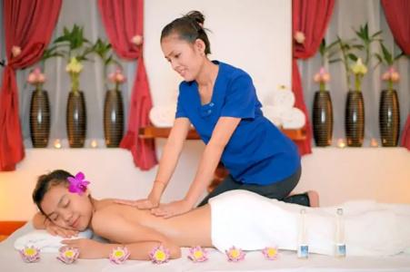 Royal Crown & Spa - 91
