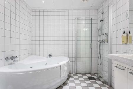 Voksenasenl; Best Western Signature Collection - 80