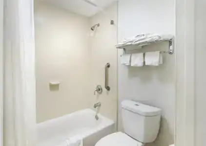 Best Western Central Inn - 8