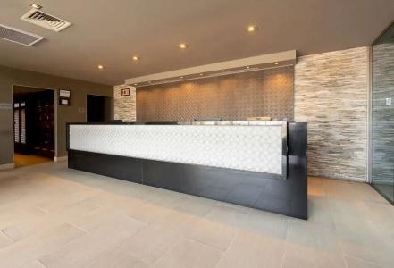 Hilton Garden Inn - 1