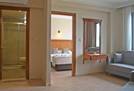 Rosy Suites - 73