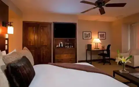 The Peaks and Spa - 53