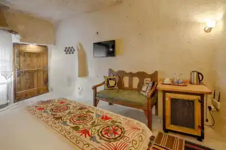 Tulip Cave Suites - 60