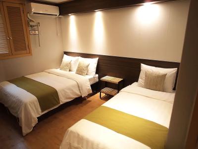 Park Hill Myeongdong - 45