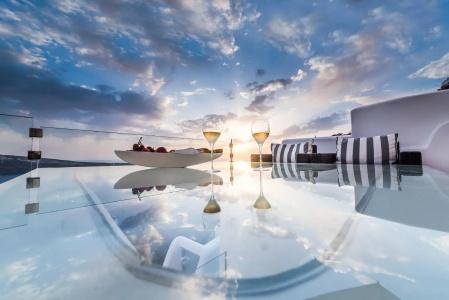 Hyperion Oia Suites - 11