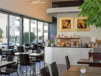 ibis Locarno - 36