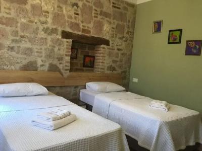 Hayat Alti Otel Ayvalık - 1