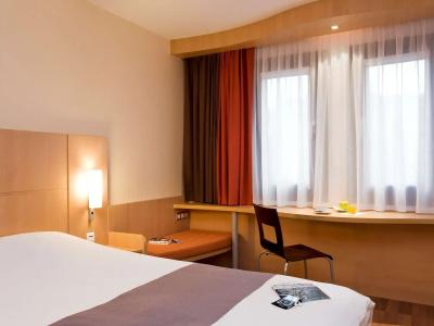 Ibis Budapest Heroes Square - 1