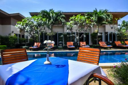 Cascades Boutique Resort Phuket - 11