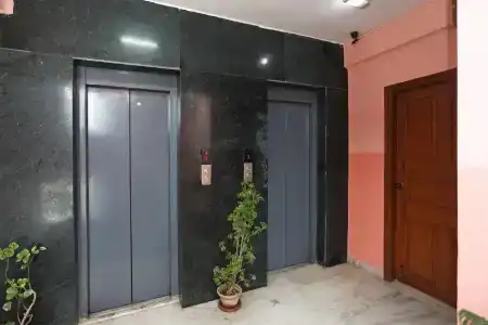 OYO 10890 Malik - 12