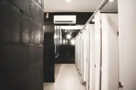 Wink Capsule Hostel @ Chinatown (SG Clean) - 42