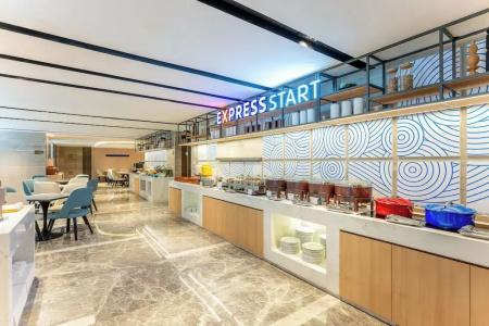 Holiday Inn Express Hangzhou Huanglong, An Ihg - 20