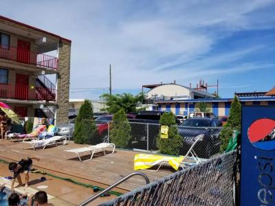 Cloud 9 Inn - 7