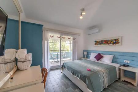 Kefi Beach & Suites - 109