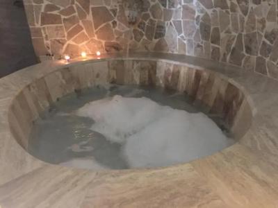 Oread Cave Suites - 104