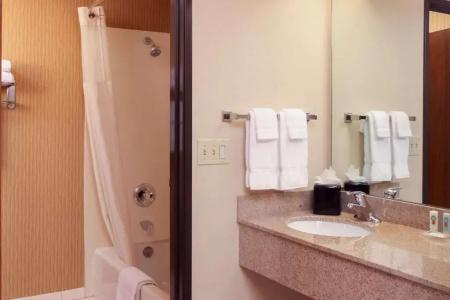 Quality Inn Oakwood - 56