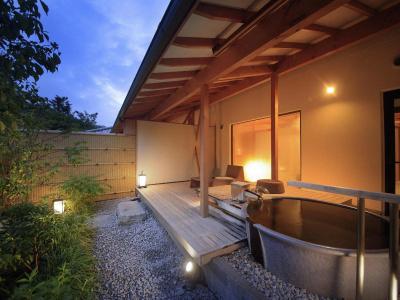 Shimoda Central - 12
