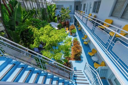 Beachside All Suites - 39