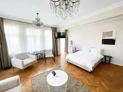 Avlu Tophane - 25