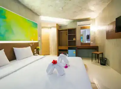 B2 Sea View Pattaya - 2