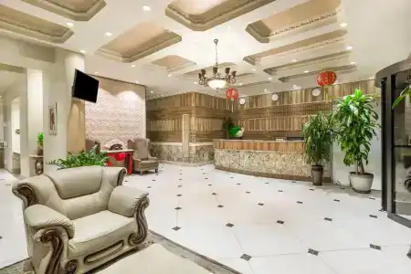 Ramada by Wyndham Flushing - 1