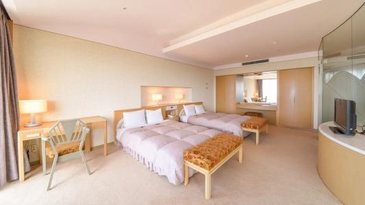 Spring Golf & Art Resort Awaji - 84