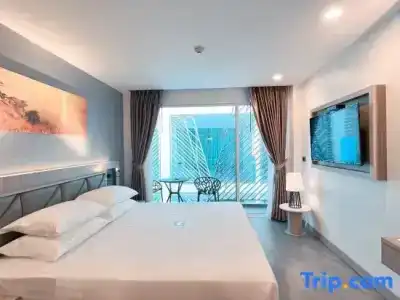 Araya Beach Patong - 89