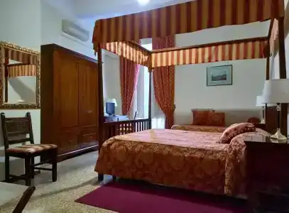 Tourist House - 34