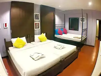 Sabye Bangkok - 102