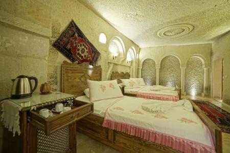 Safran Cave - 132