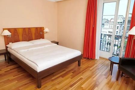 Schweizerhof Basel - 75