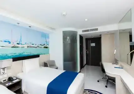 Holiday Inn Express Pattaya Central, An Ihg - Sha Extra Plus - 45