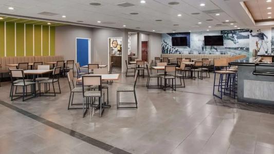 Best Western Premier City Gateway - 46