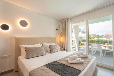 Mirablue Luxury Residences - 357