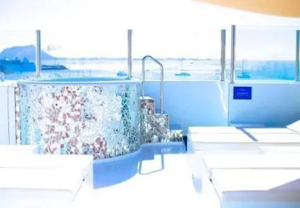 Avanti Lifestyle - Only Adults - 6