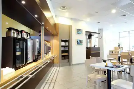 b&b hôTel Marseille Centre La Joliette - 24