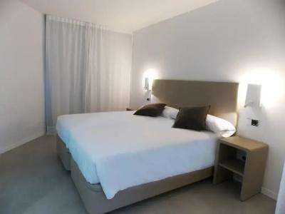 Apartaments B-Llobet Sun & Confort - 3