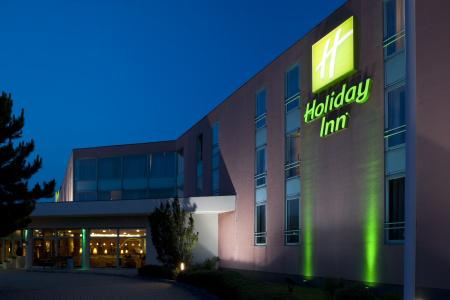 Holiday Inn - 21