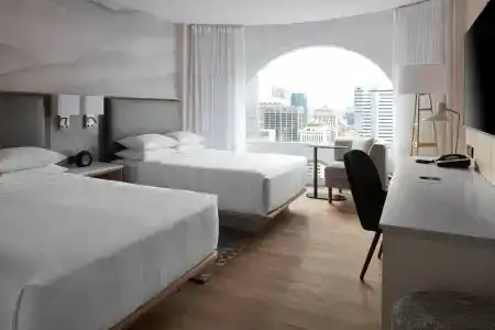 Montreal Marriott Chateau Champlain - 2