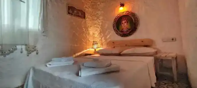 Afet Hanim Konagi - 40