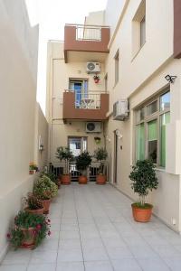 Rania Studios - 35