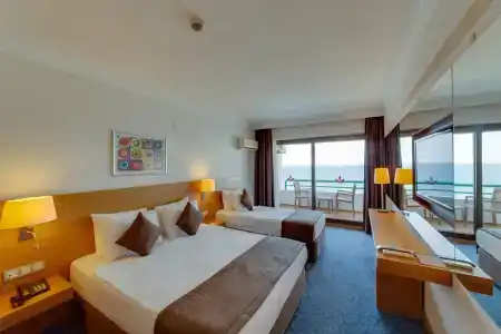 Grand Efe - 2
