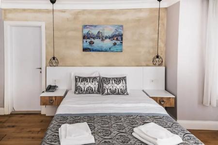 Galata Door - 72